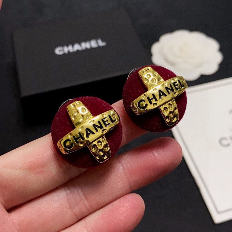 18K  Chanel Red Yellow Gold Earrings