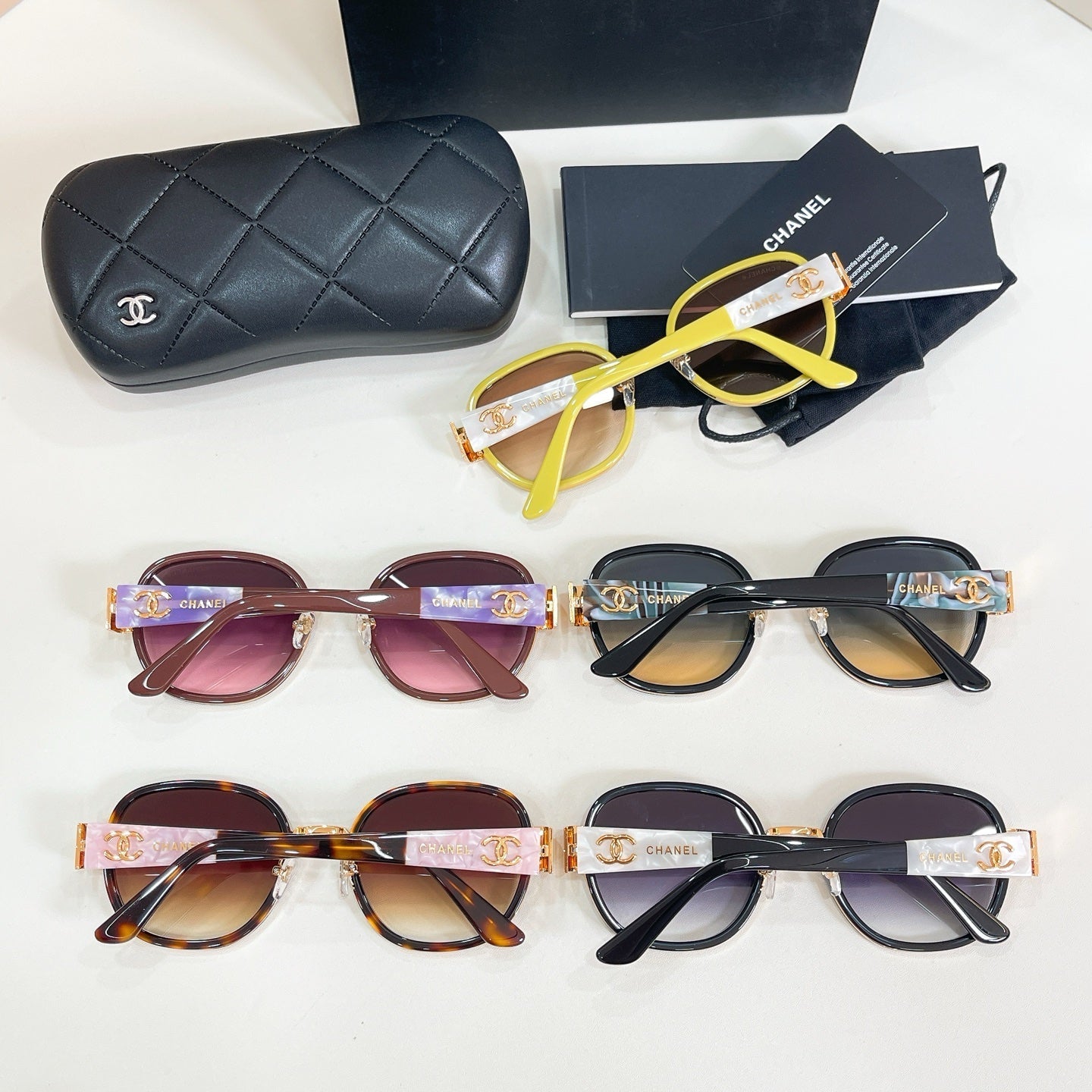 CHANEL Sunglasses-A72089